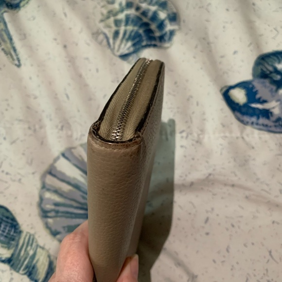 Celine Tan Leather Wallet - Picture 5 of 10